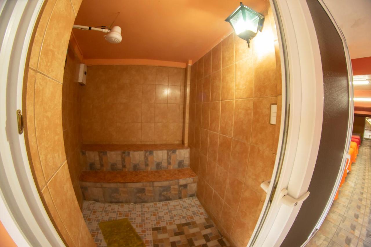 Euro Hostal Guatemala City Bagian luar foto