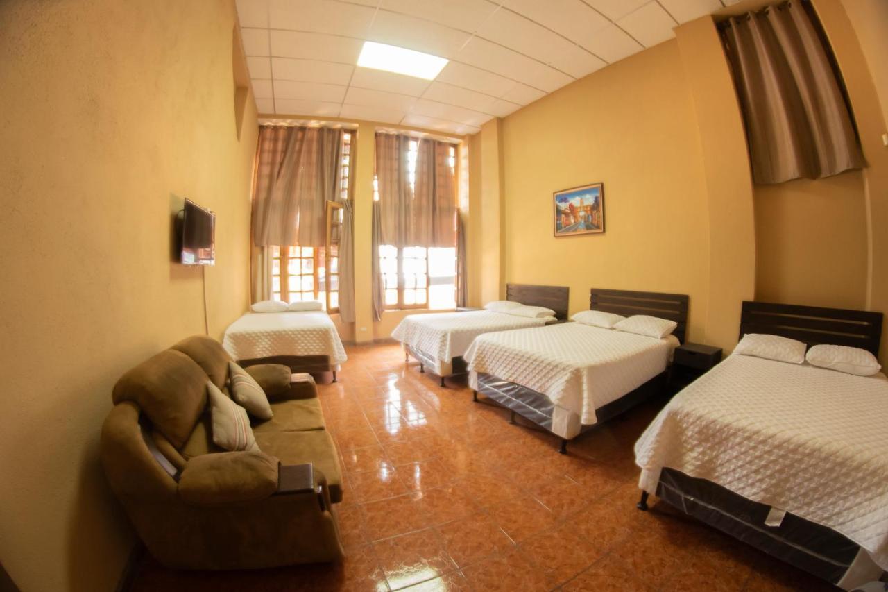 Euro Hostal Guatemala City Bagian luar foto